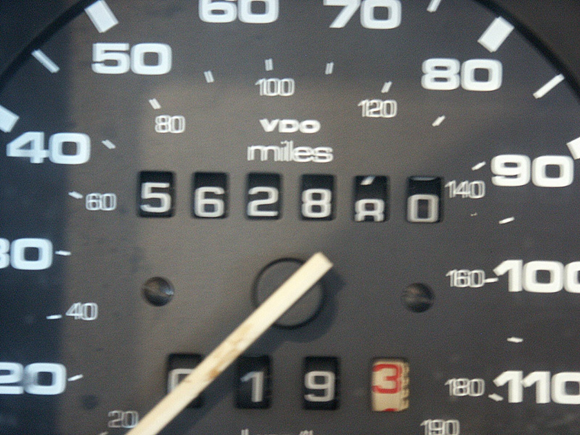 VW: Jetta z roku 1986 z prawie milionem na liczniku