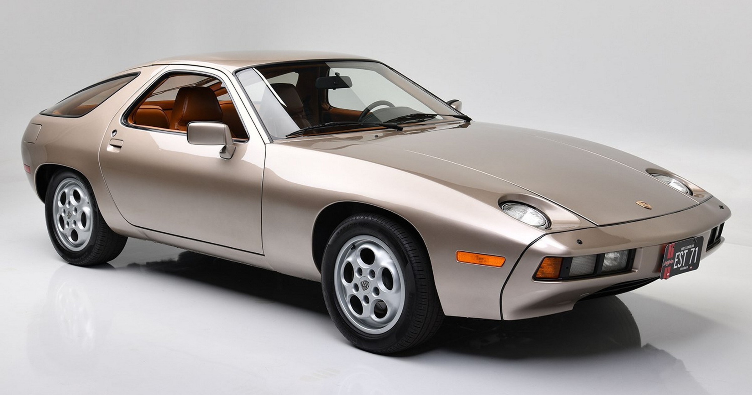 Porsche 928
