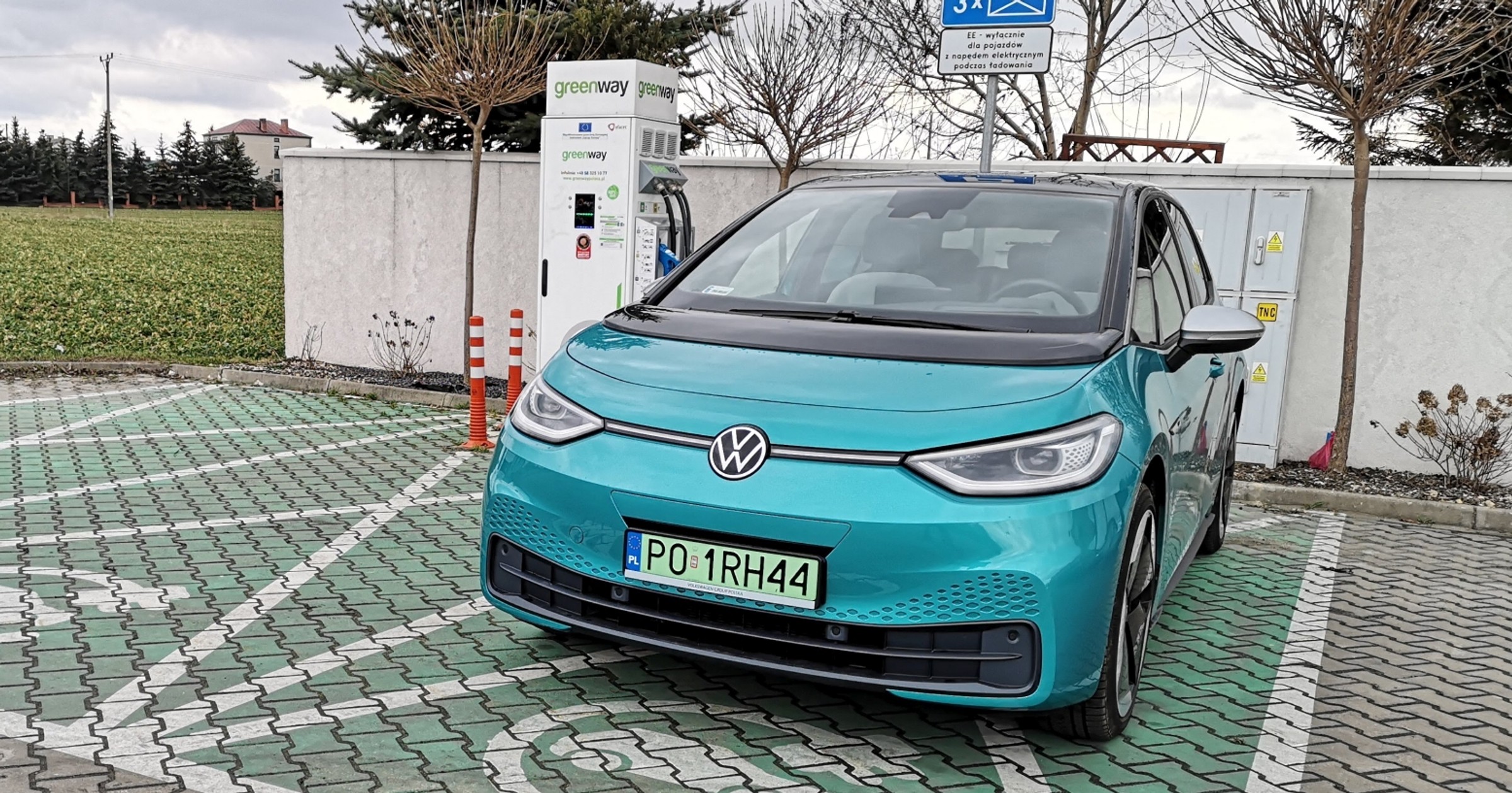 Volkswagen ID3 na szybszej stacji