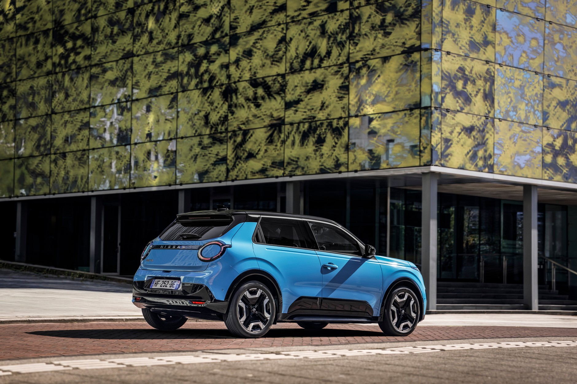 Elektryczny Nissan Micra