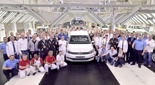Nowy VW Touran w produkcji