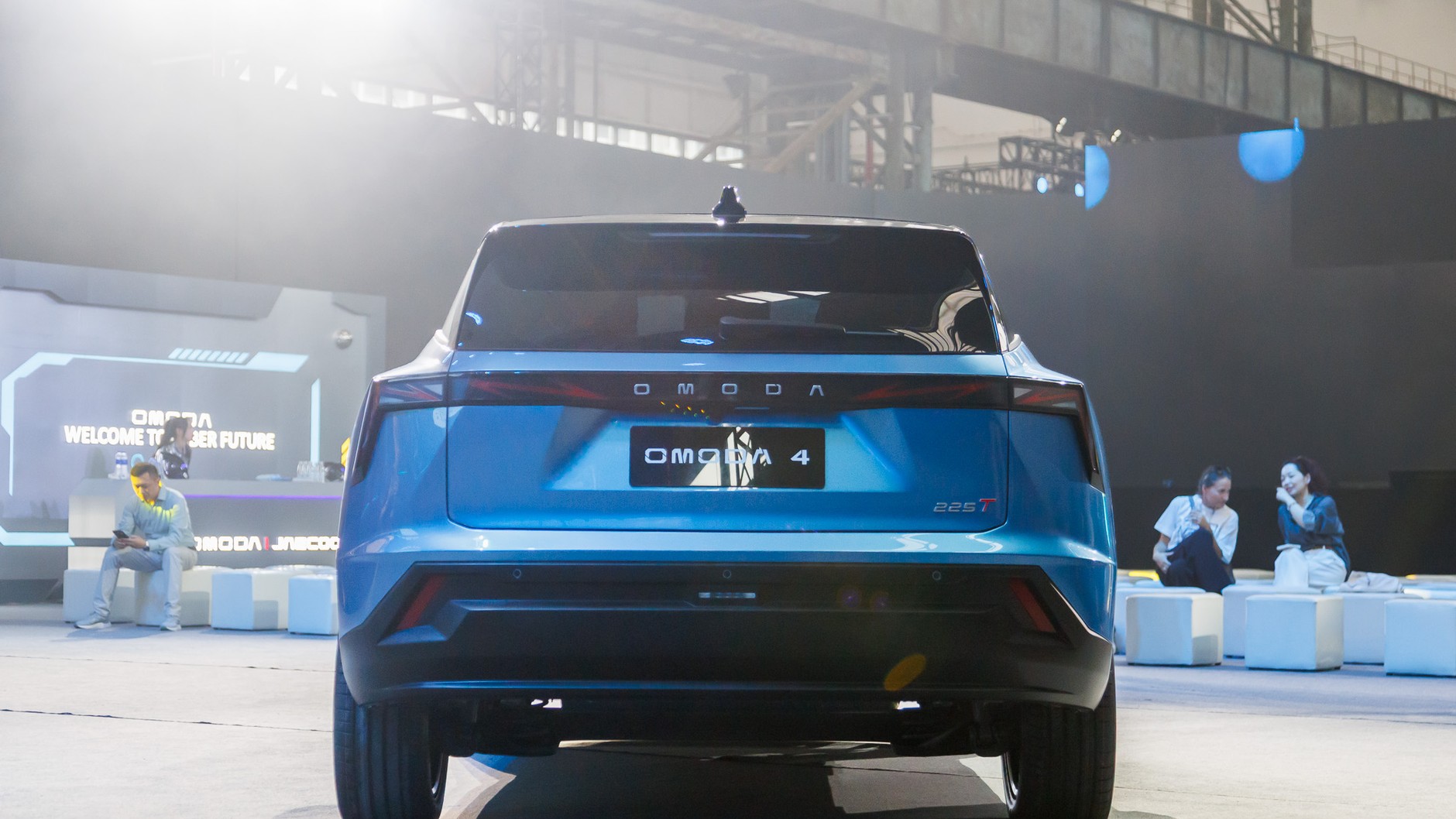 Omoda 4