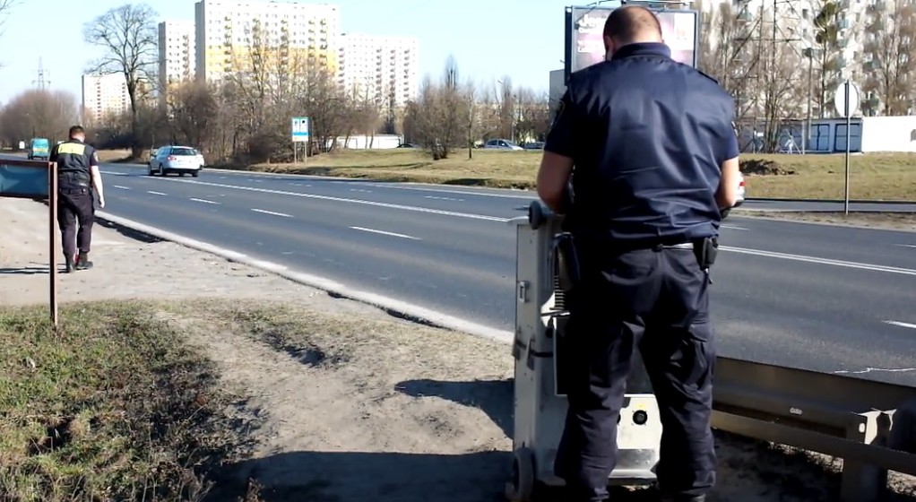 Poznań. Straż miejska z fotoradarów zarobi 1,6 miliona złotych