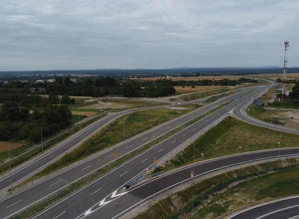 Mieszkańcy Iłży wreszcie odetchną z ulgą. Można już korzystać z obwodnicy miasta