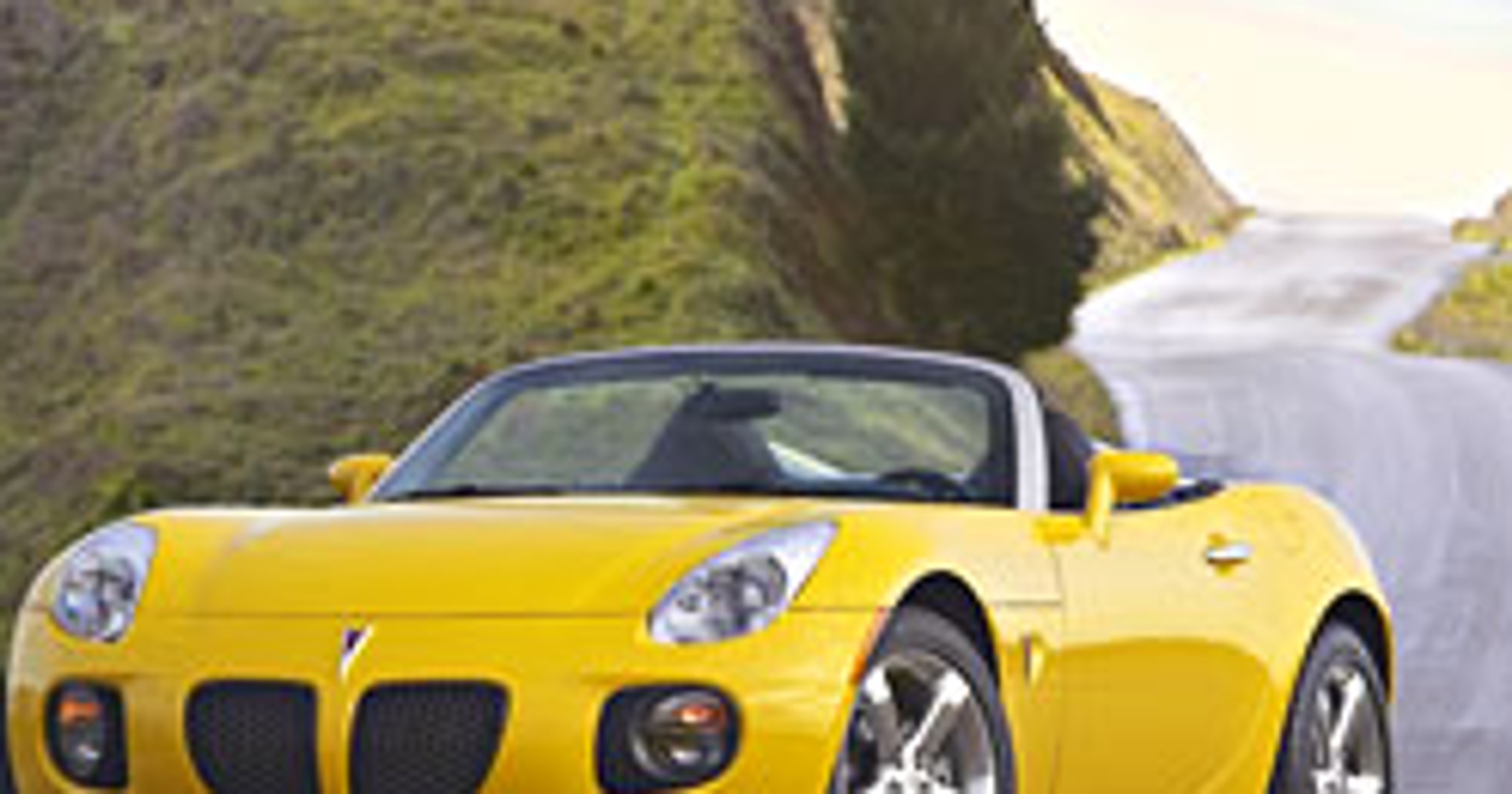 Pontiac Solstice i Saturn Sky: koniec wiatru we włosach (fotogaleria)