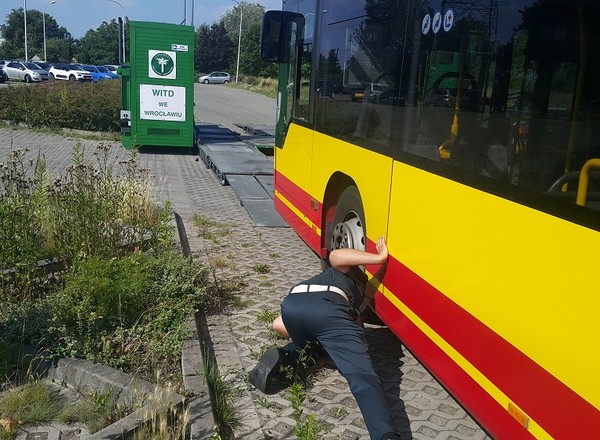 Wrocławski tabor autobusów pod lupą – jest dużo usterek, kilka autobusów z zakazem jazdy