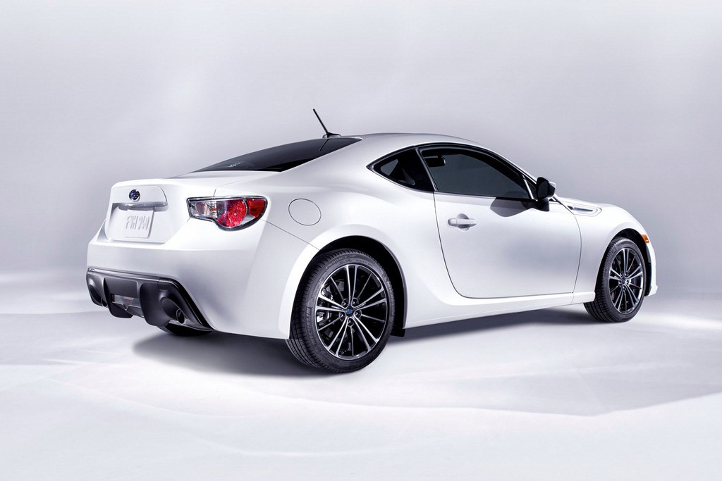 Produkcyjne Subaru BRZ: brat bliźniak