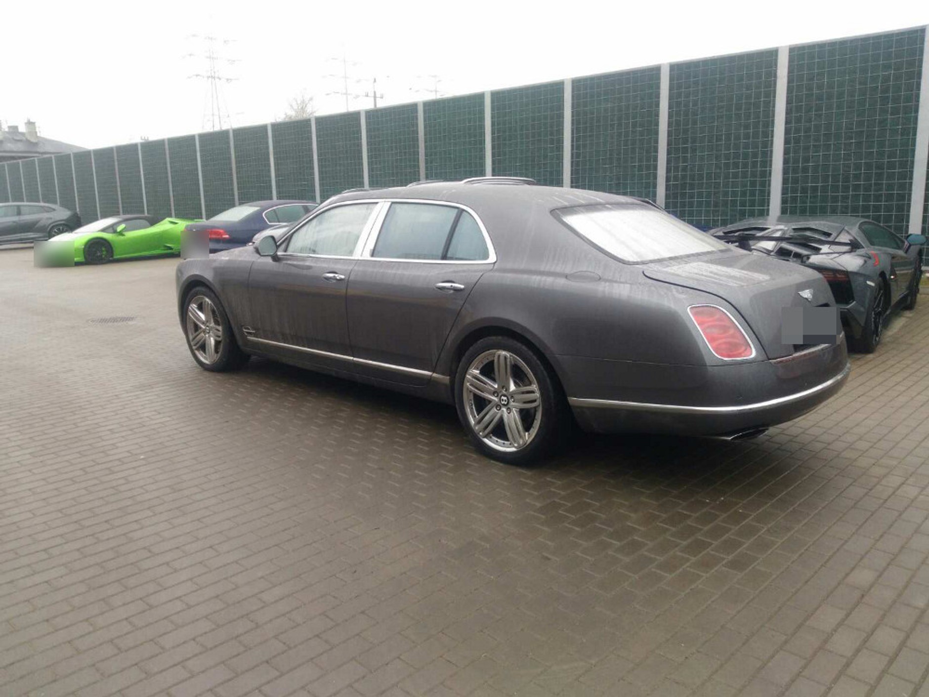 Odzyskany Bentley Mulsanne