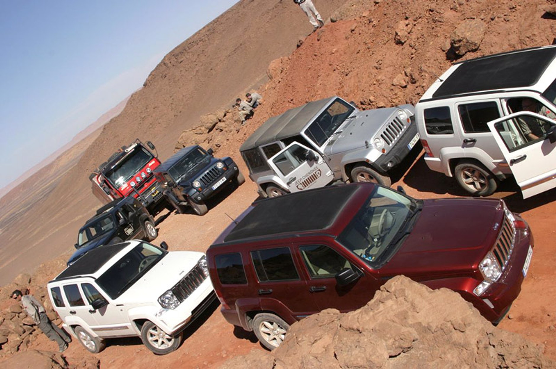 Jeep Cherokee na trasie Dakaru – pierwsze wrażenia z jazdy