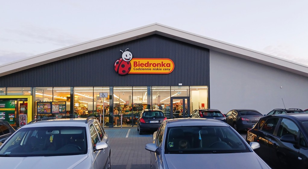 Biedronka testuje nowy system parkingowy (zdjęcie poglądowe)