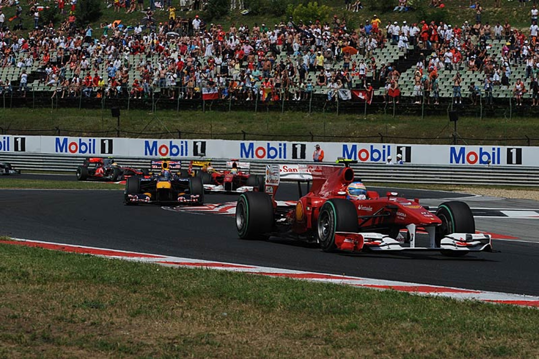 Grand Prix Węgier 2010: fruwające koła, niedościgniony Webber, niepowodzenie Kubicy (relacja, wyniki)