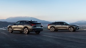 Citroen C5 X już dostępny. Nie jest najtańszy i zapomnij o dieslu 