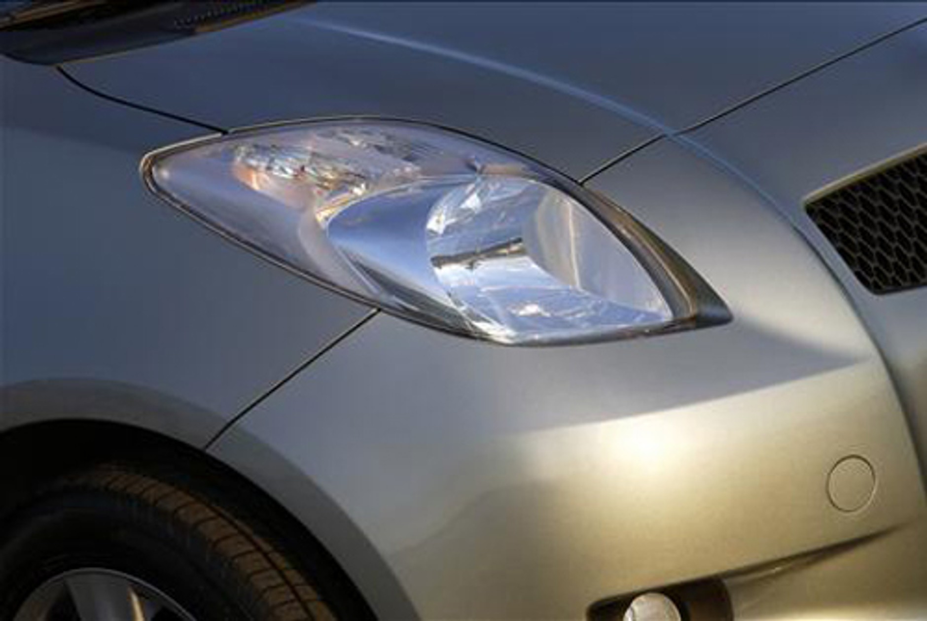 Milion Yarisów z Europy