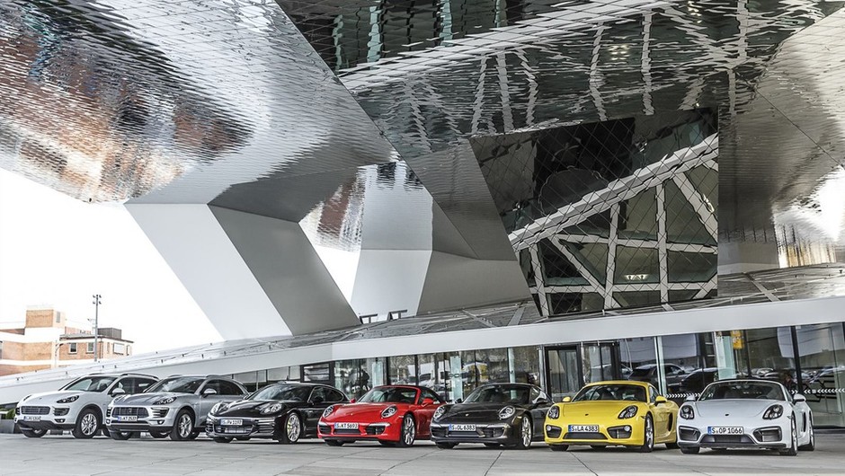 Porsche Drive - Wynajmij Porsche na godzinę, weekend lub tydzień
