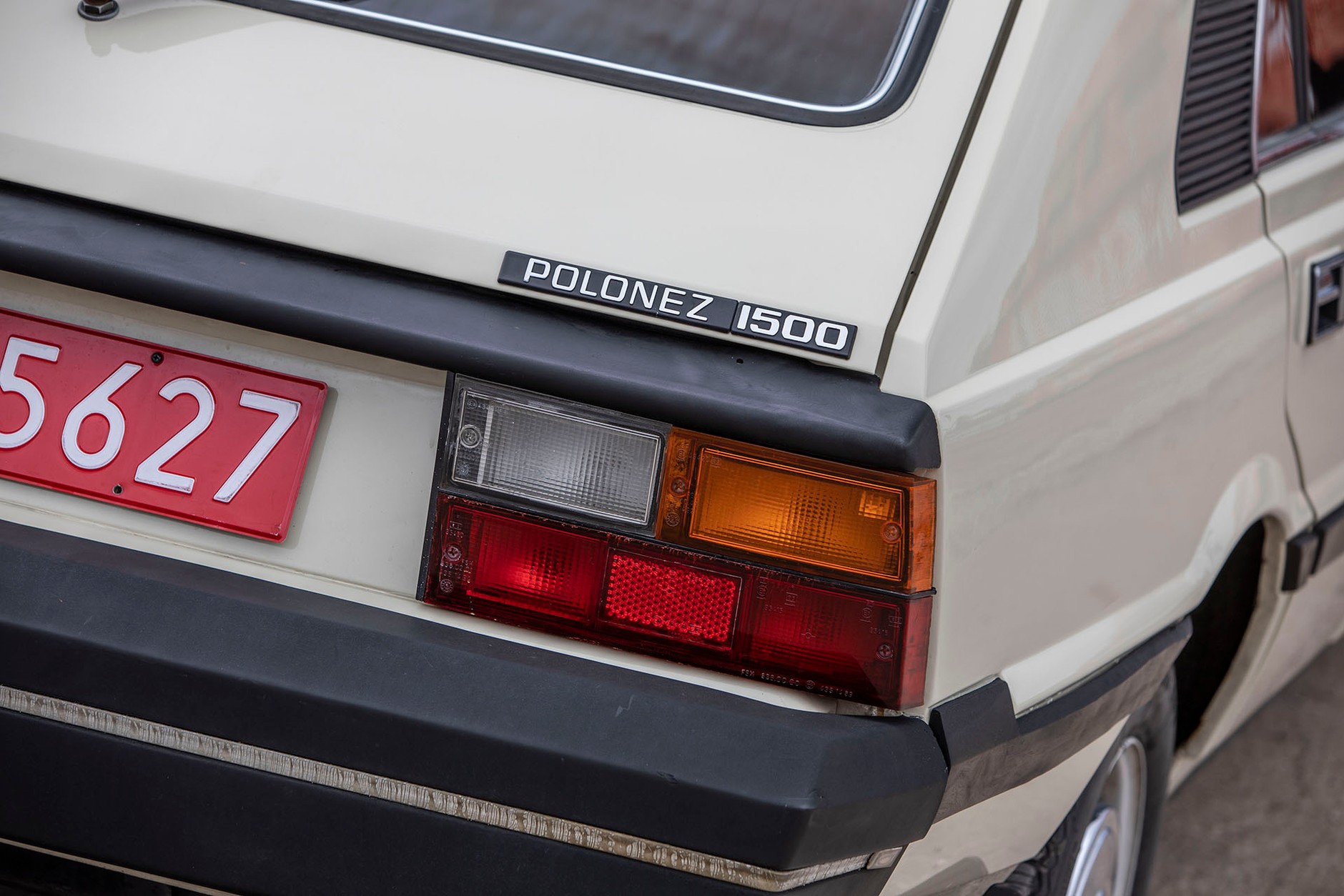 Polski Fiat 125p i FSO Polonez w wersji Long - przedłużane auta z FSO