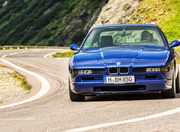 Youngtimery BMW na Trasie Transfogaraskiej - kraina radości z jazdy