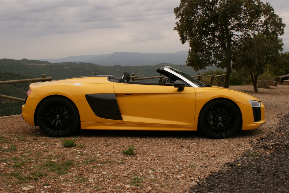 Audi R8 Spyder