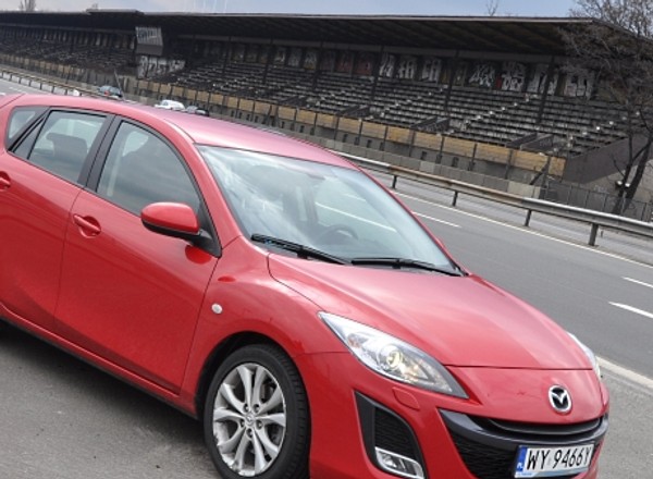 Mazda 3: piękna Japonka