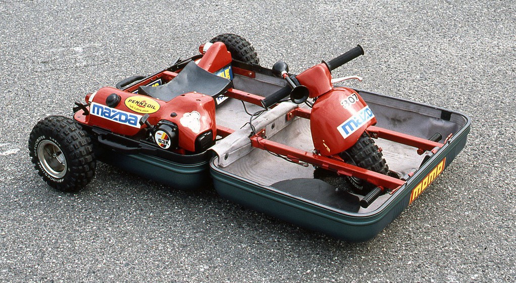 Jeżdżąca walizka – projekt Mazdy sprzed lat