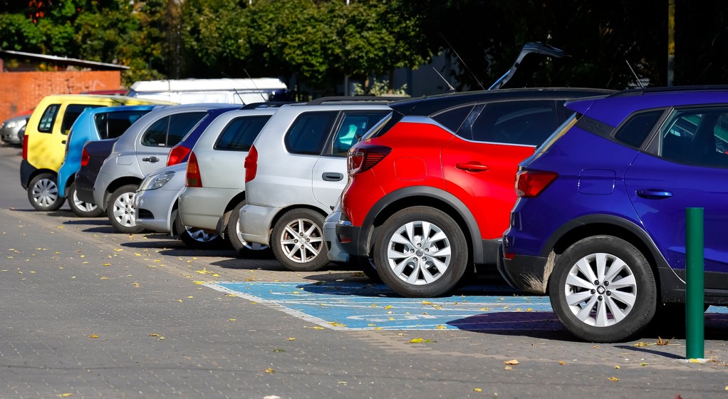 Parking osiedlowy - zdj. ilustracyjne