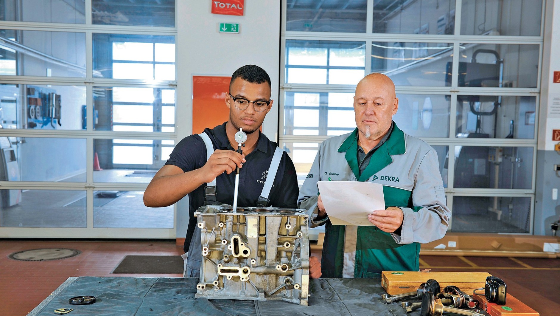 Silnik 1.2 PureTech - Werdykt po 100 tys. km: stan idealny! Taki był wynik pomiaru tulei cylindrów.