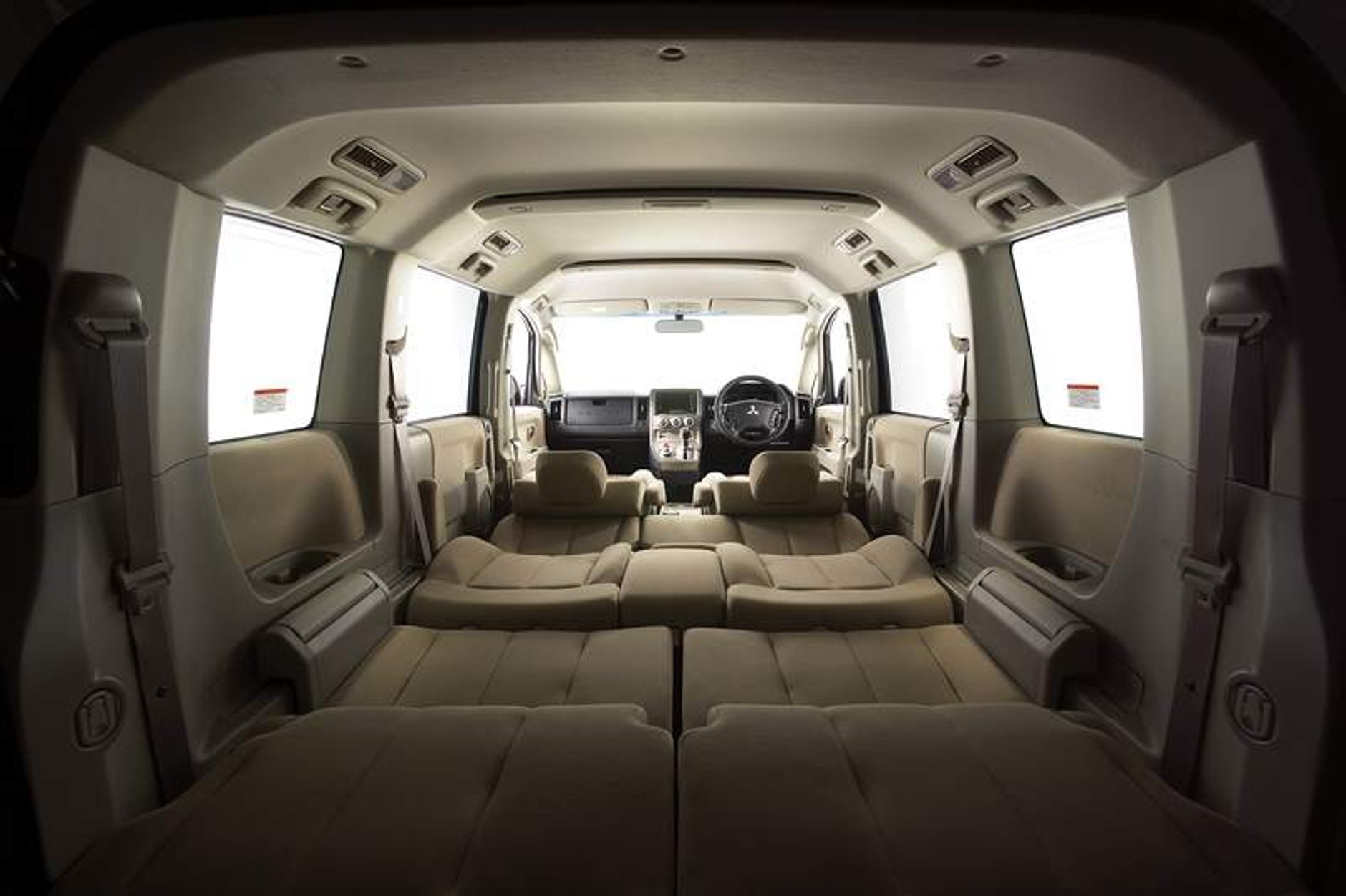 Mitsubishi Delica D:5 – nowe MPV z napędem na cztery koła