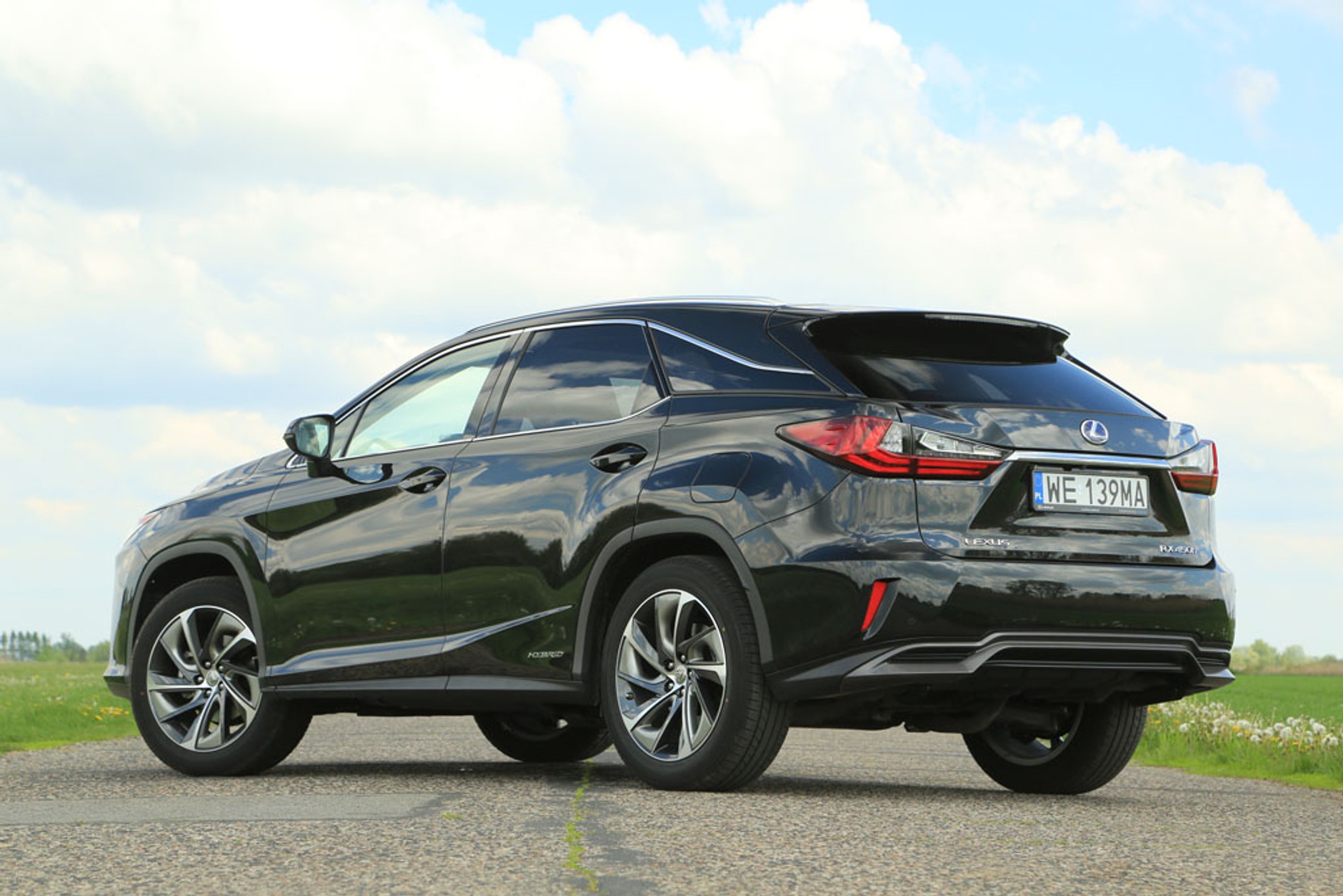 Lexus RX 450h - SUV dla fanów hybryd