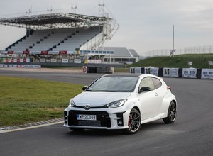 Toyota GR Yaris - ten samochód nie powinien powstać