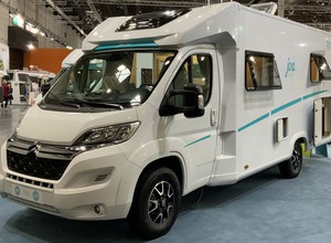 Kampery dla nowicjuszy podczas Caravan Salon 2021