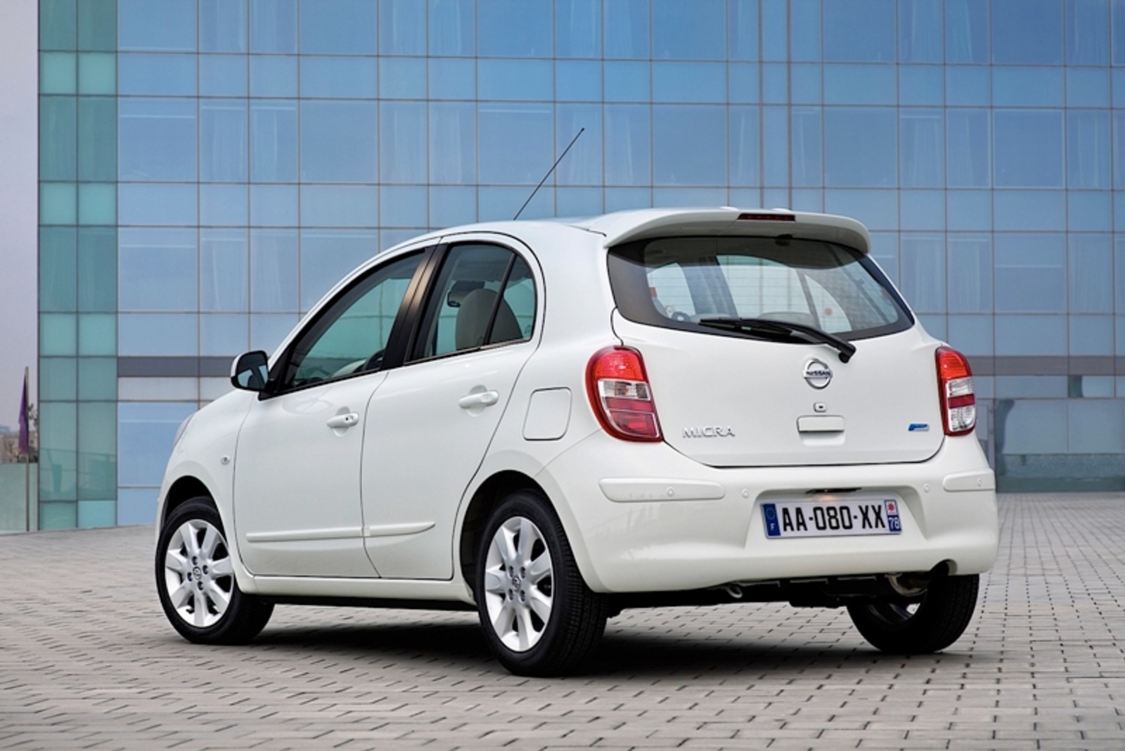 Nissan Micra o micrym spalaniu