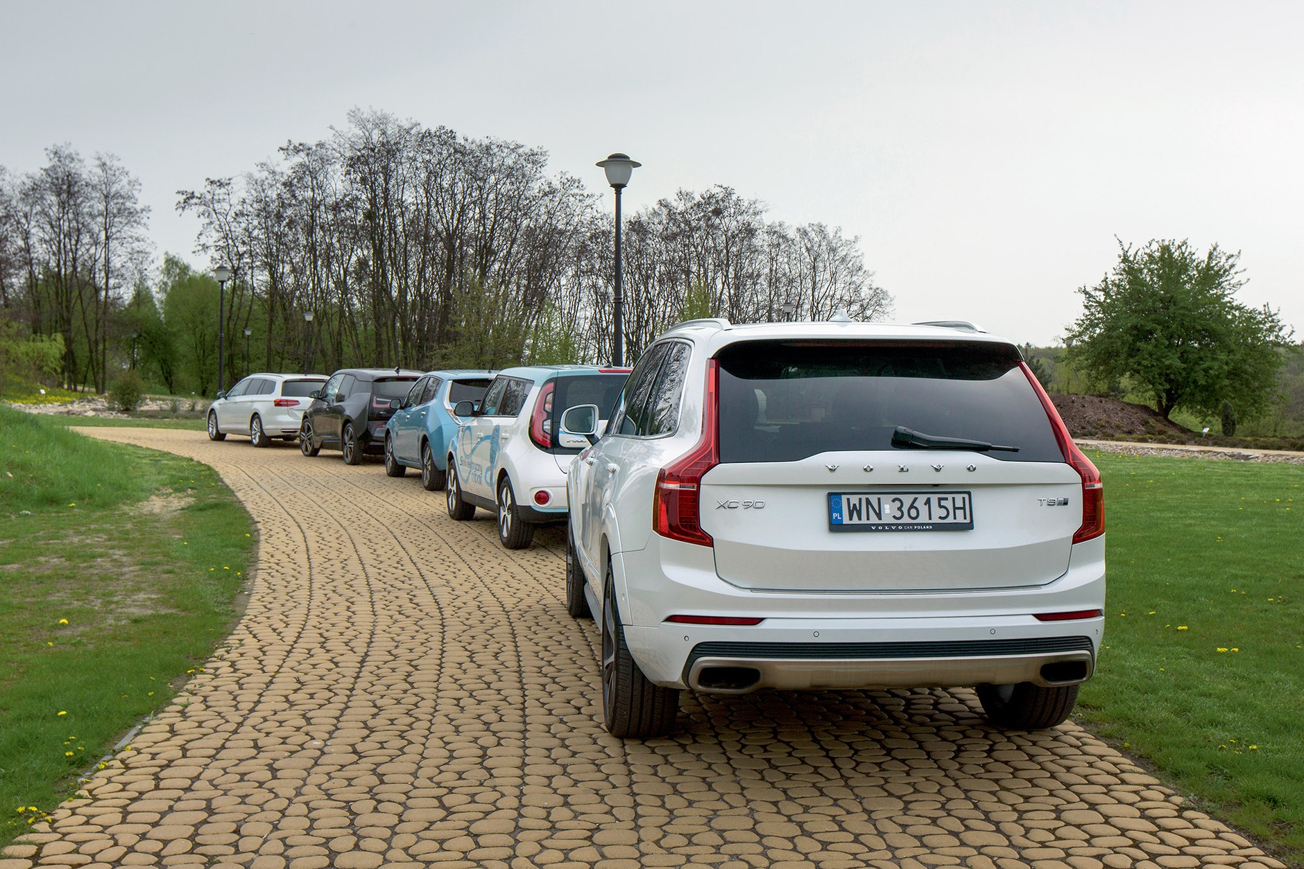 BMW i3 vs Kia Soul EV vs Nissan Leaf vs VW Passat GTE vs Volvo XC90 T8