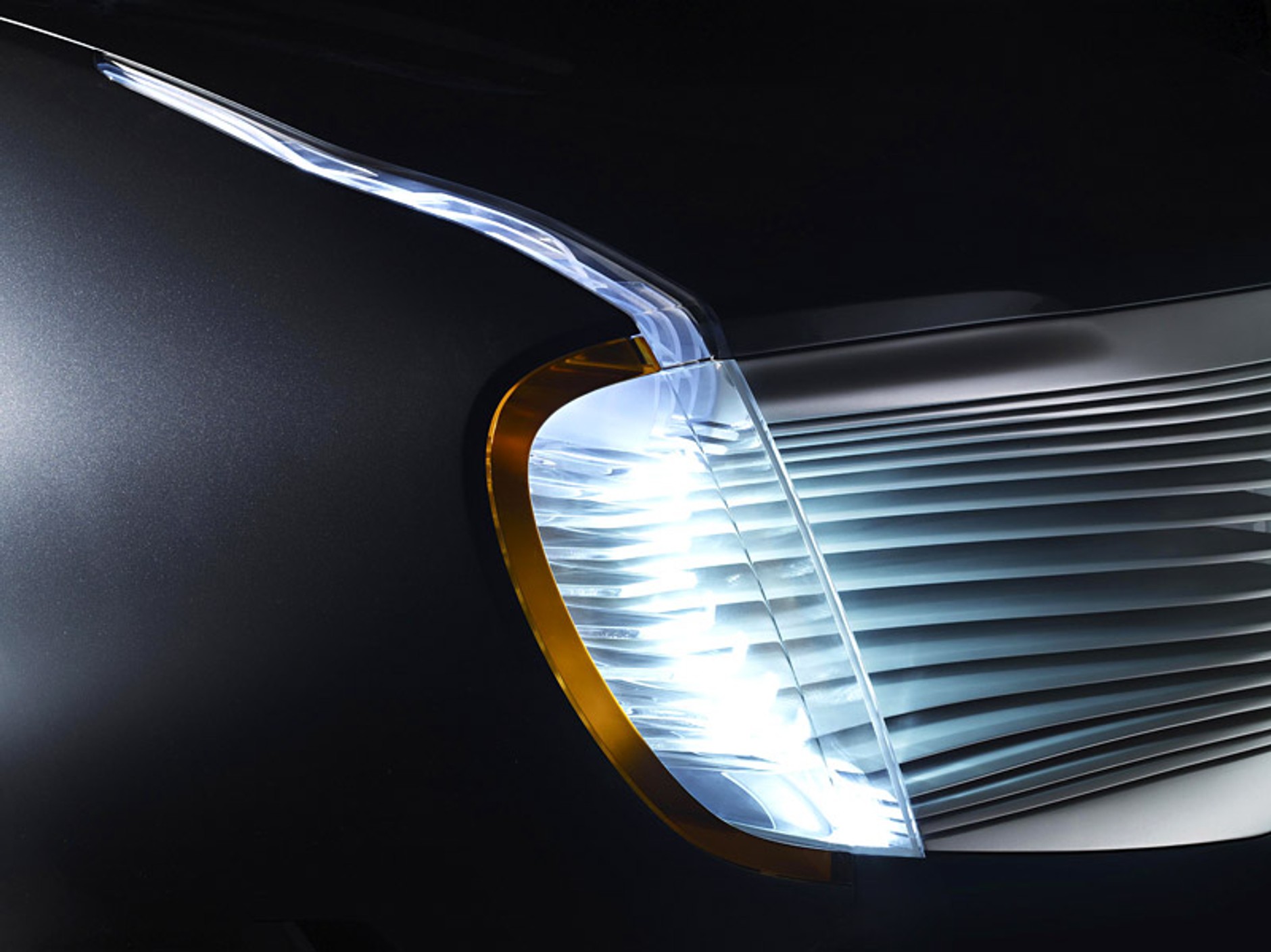 Paryż 2008: Renault przedstwia Ondeliosa (wideo)