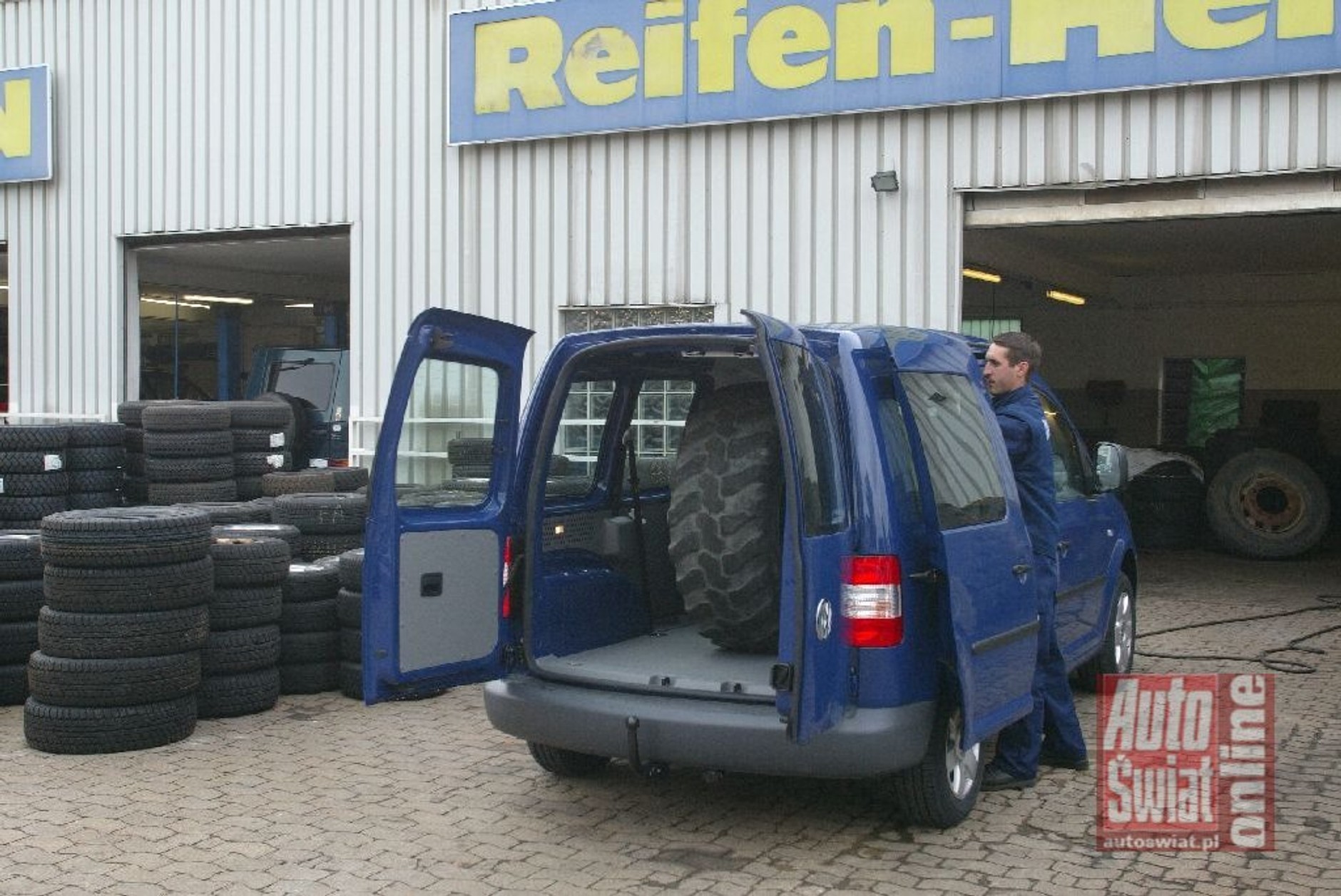 Volkswagen Caddy Typ 2K
