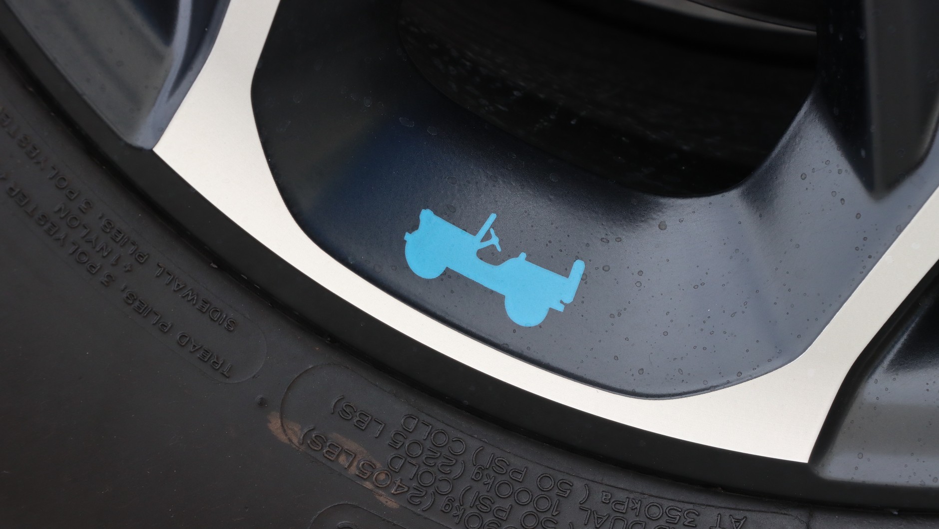 Jeep Wrangler Unlimited 4Xe 2022 r.