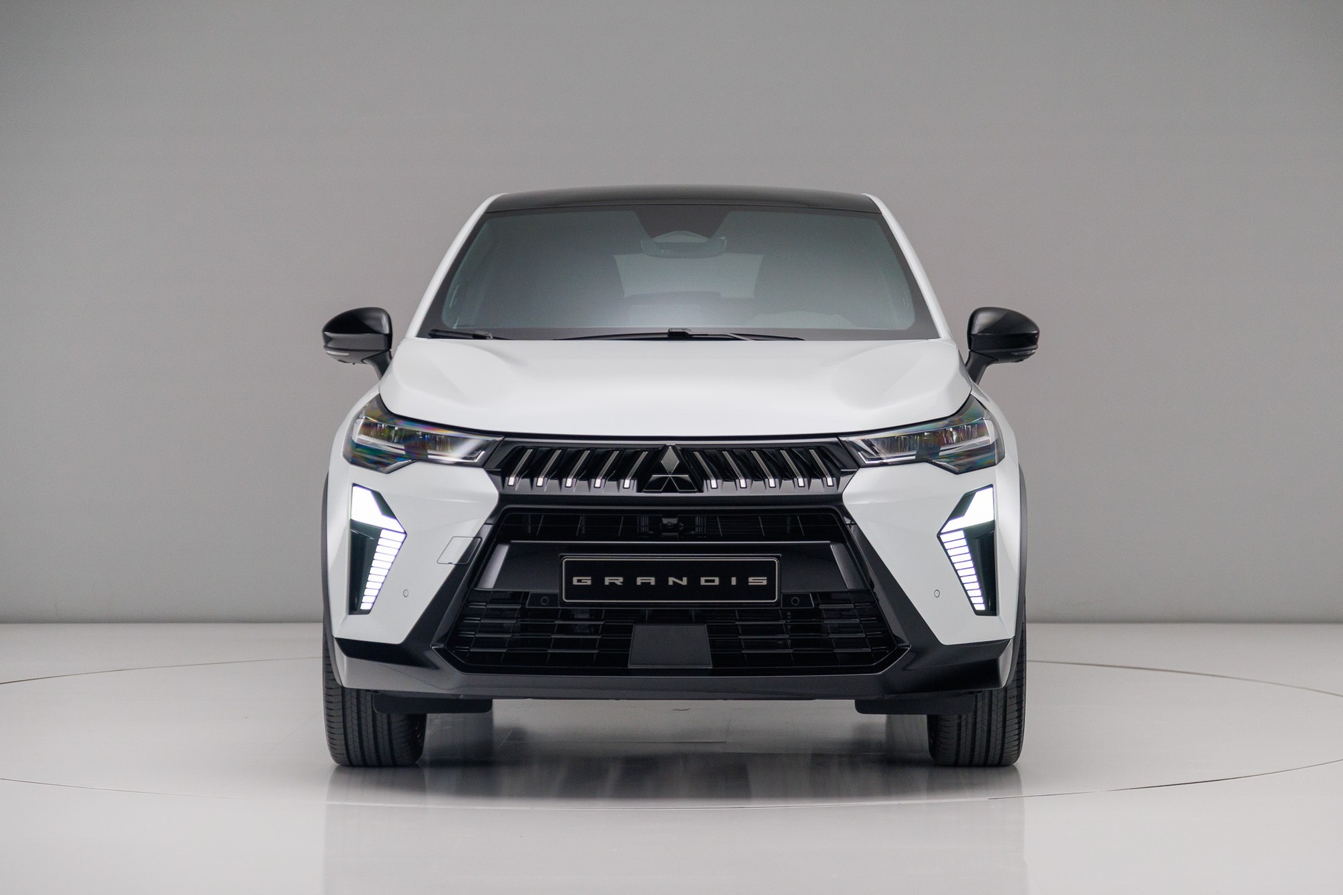 2025 Mitsubishi Grandis