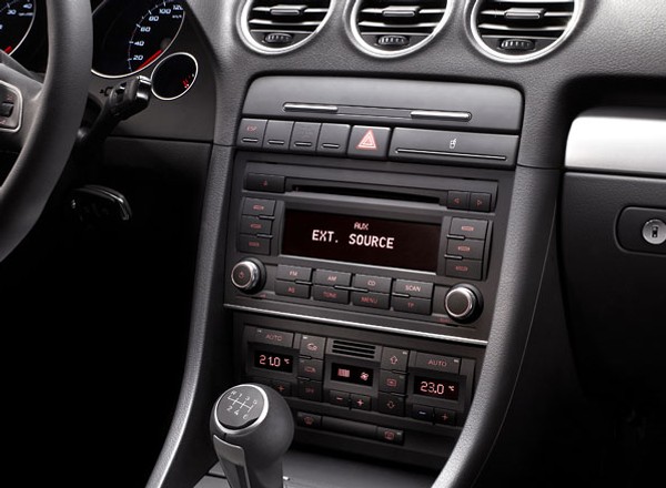 Czy wiesz co to za samochód? Czasem firmy współpracują tak mocno, że jest to niezwykle trudne