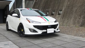 Ferrari? Nie, to Toyota Prius!
