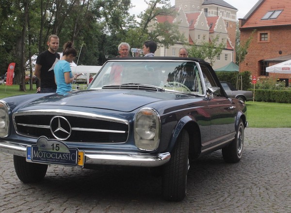 Motoclassic Wrocław 2017: 300 klasyków na Zamku Topacz