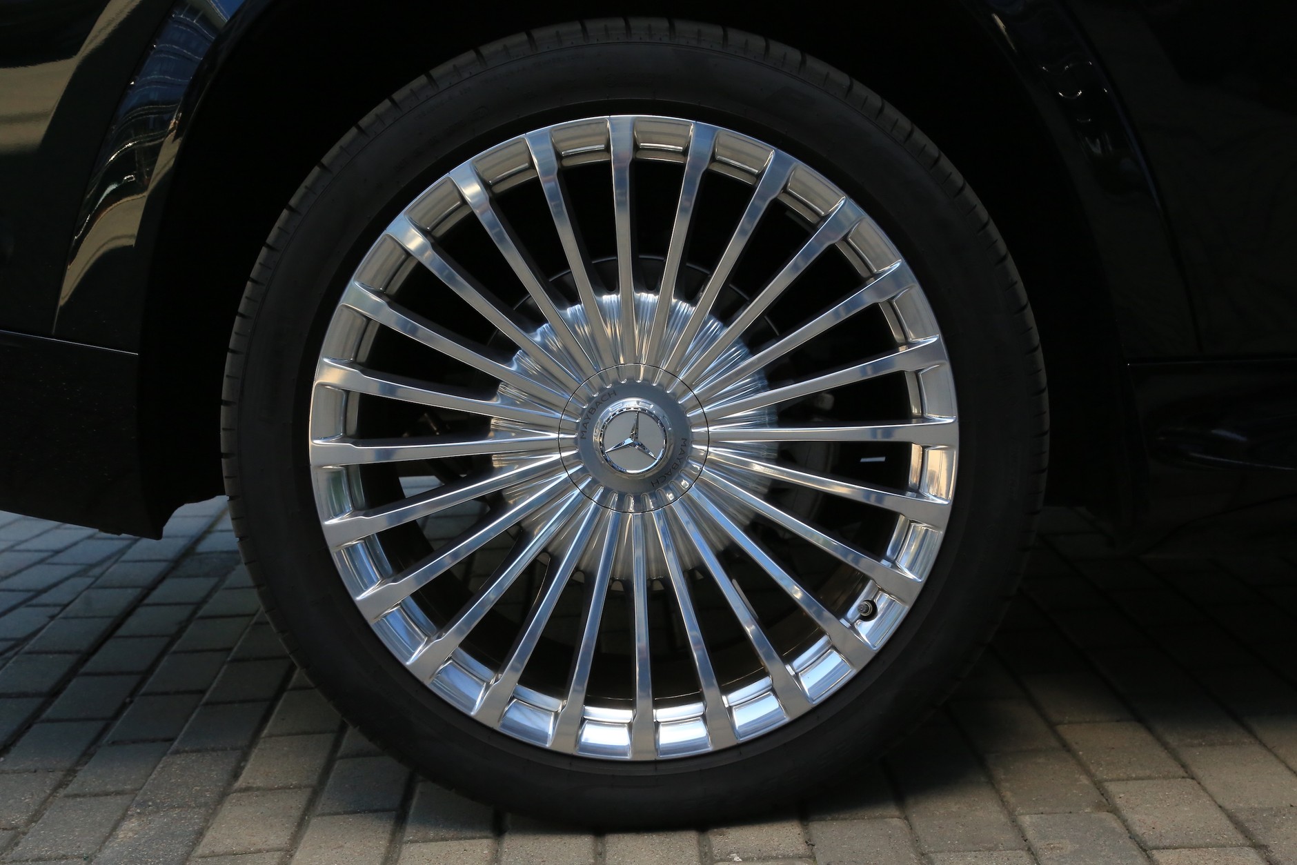 Mercedes-Maybach GLS 600 (2022 r.)