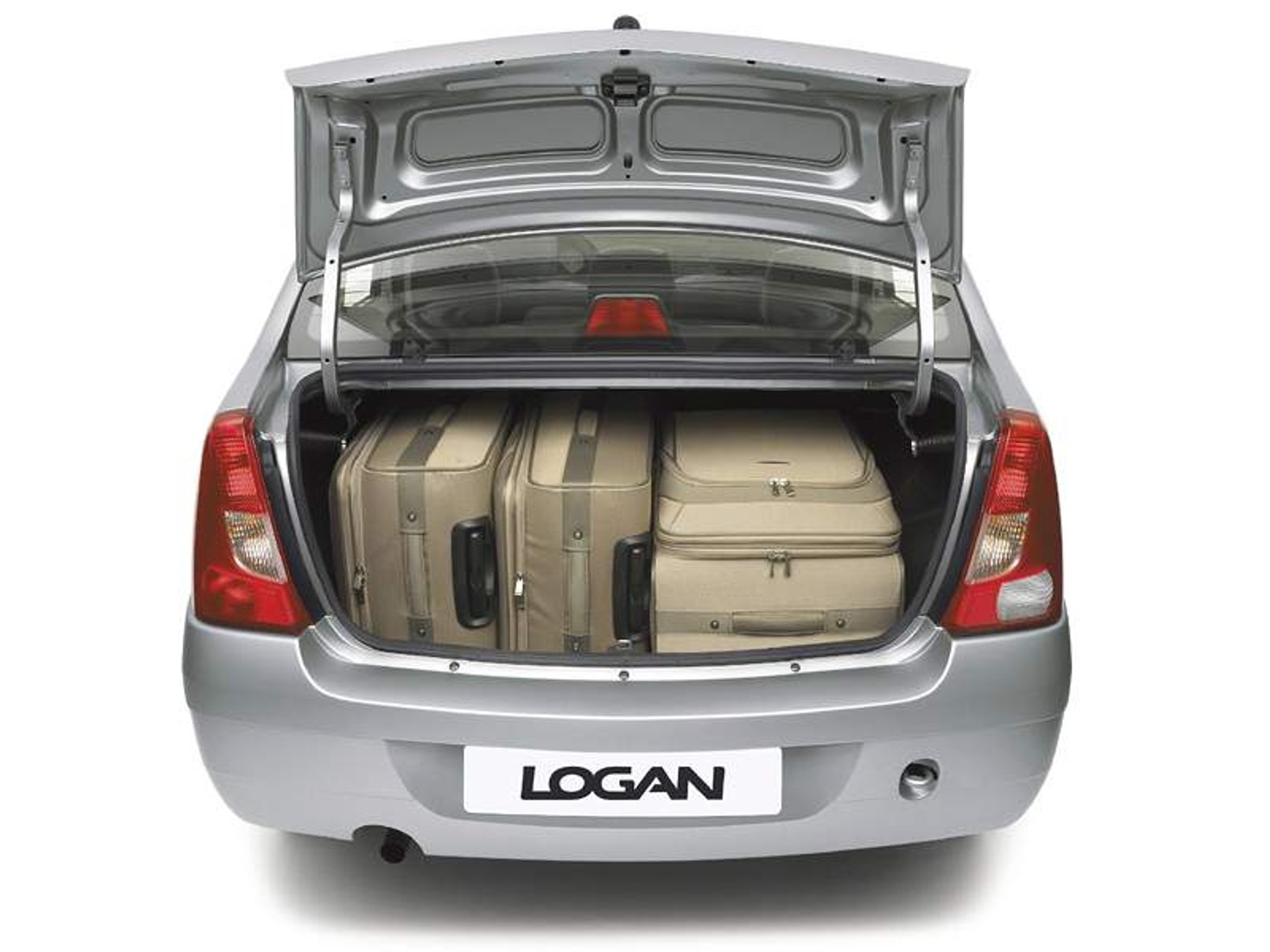 Dacia Logan 2007: face lifting i nowy silnik