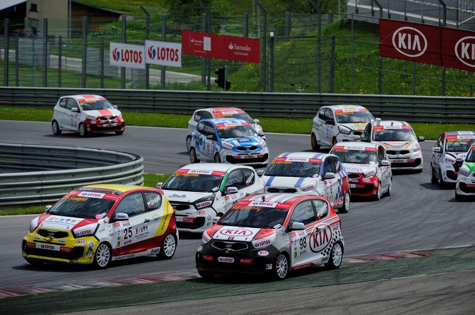 Kia Lotos Race