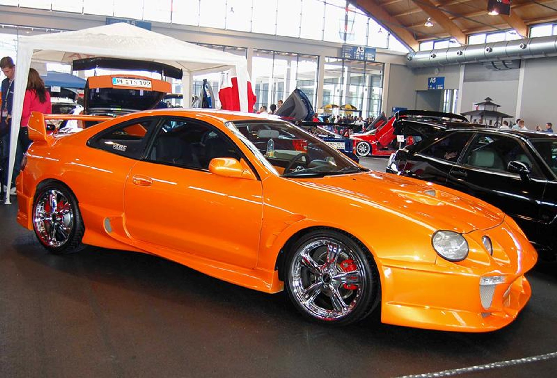 Tuning World Bodensee 2008: Golfy, drifting i dziewczyny -  fotogaleria (2)