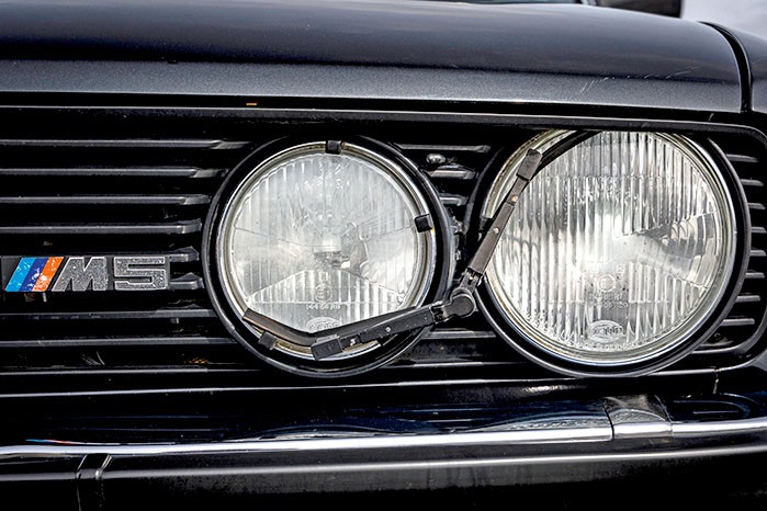 BMW M5 (E28)