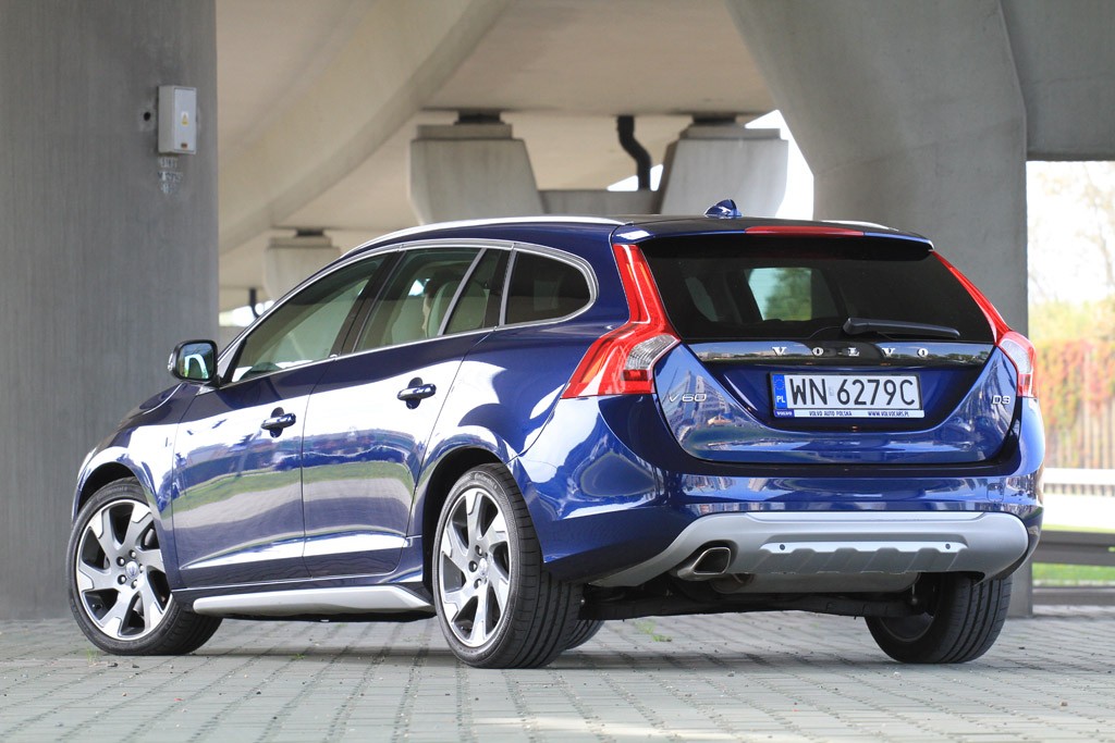 Volvo V60 I