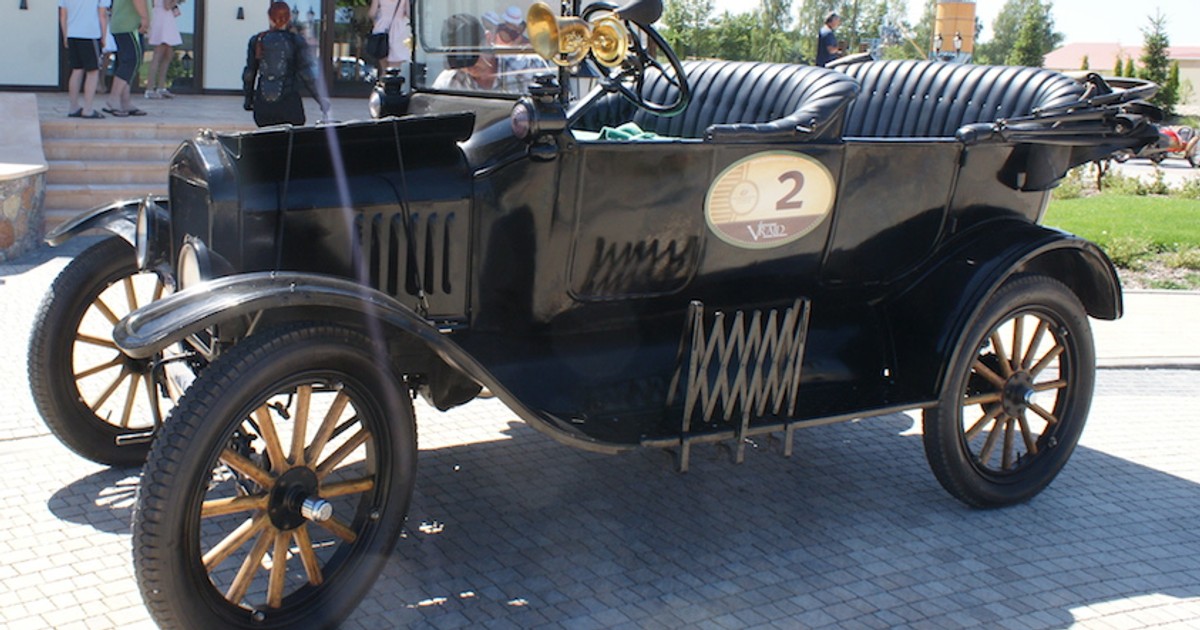 Ford T. Samochody w Ameryce w latach 30.