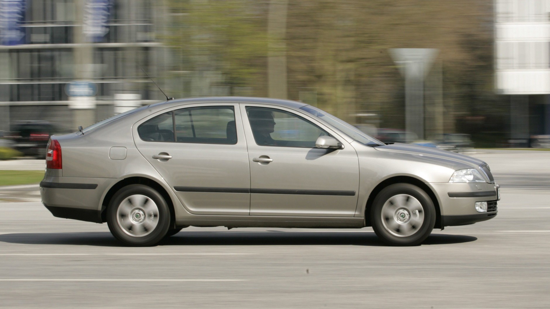 Skoda Octavia II - zdjęcie ilustracyjne (nie jest to zdjęcie opisywanego egzemplarza Skody Octavii)