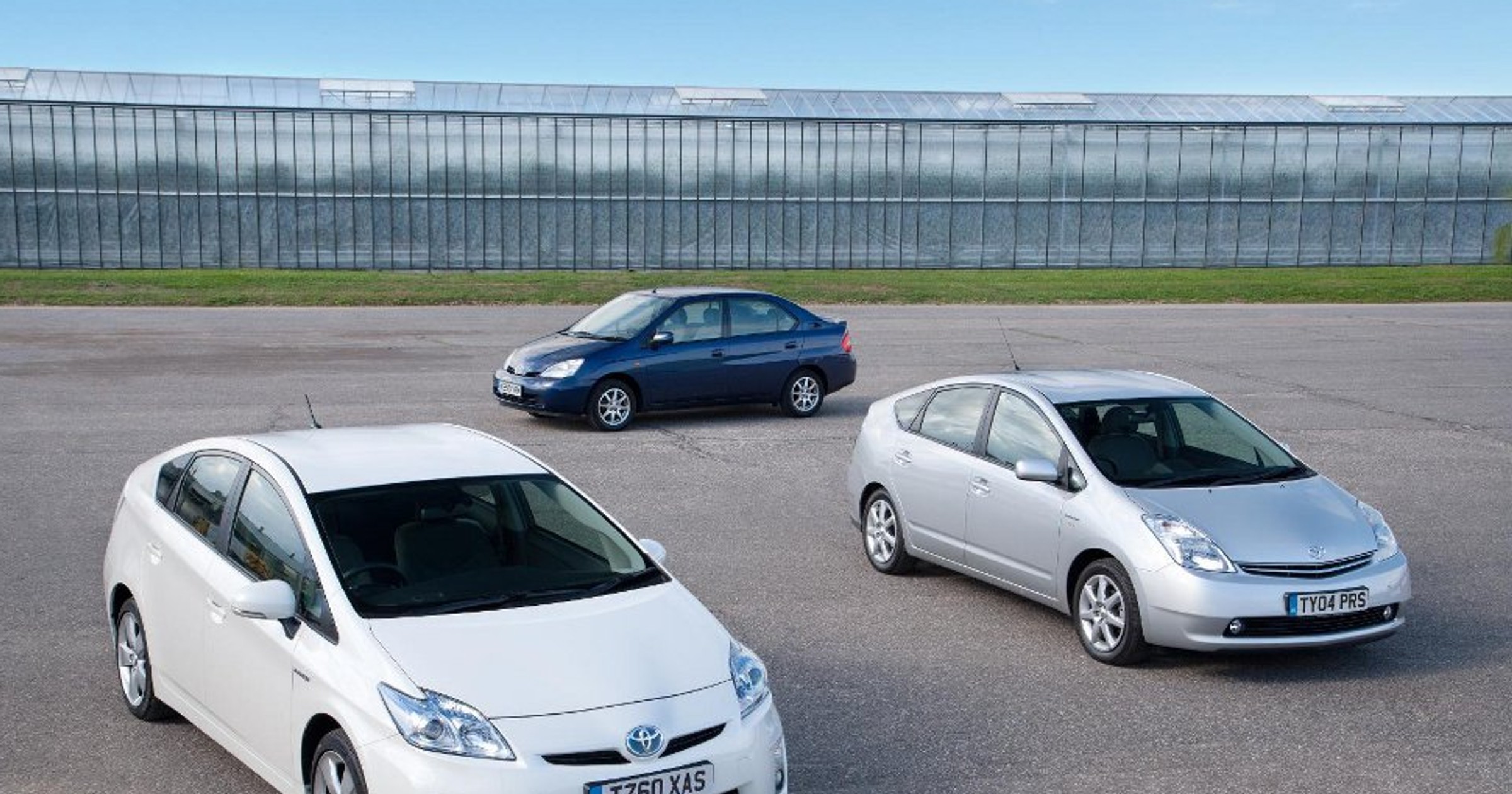 Już ponad 3 miliony hybryd Toyoty i Lexusa