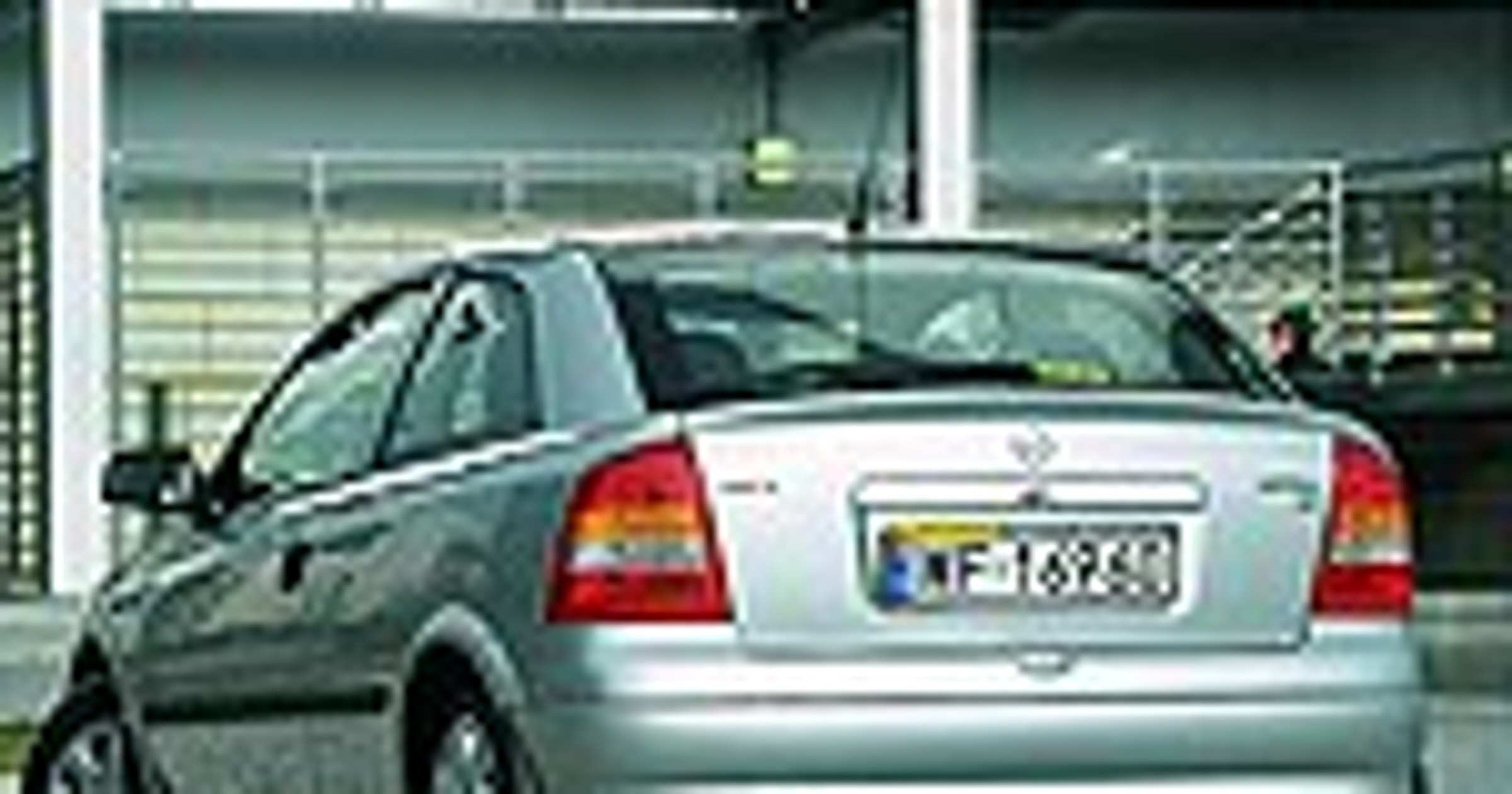 Coupé na niby