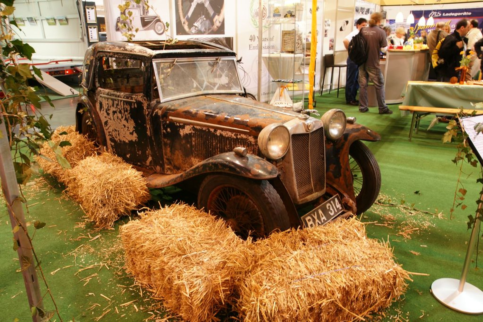 Techno Classica Essen 2010: targi rekordów - zaprzeczenie kryzysu w motoryzacji (galeria)