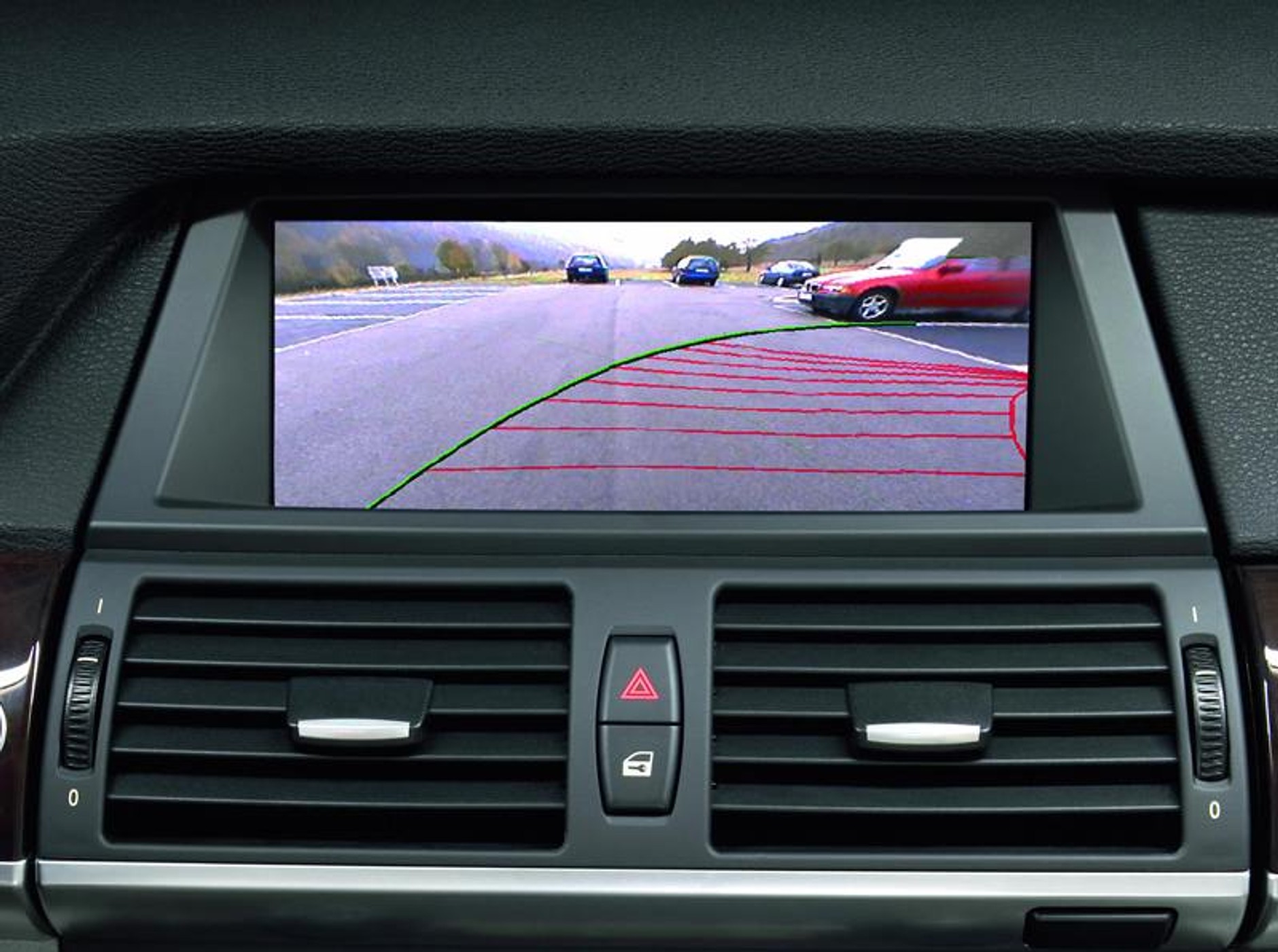 Nowe BMW X5: oficjalne zdjęcia i kompletne informacje